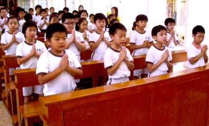 prayer in hong kong classroom